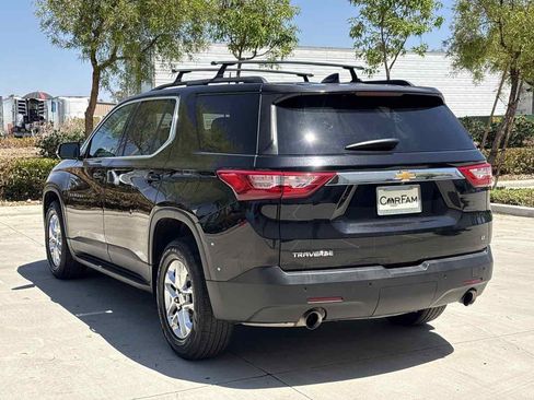 Used 2019 Chevrolet Traverse LT FWD image 5