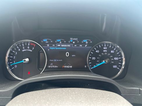 Used 2019 Ford Expedition XLT w/ Equipment Group 202A RWD image 7