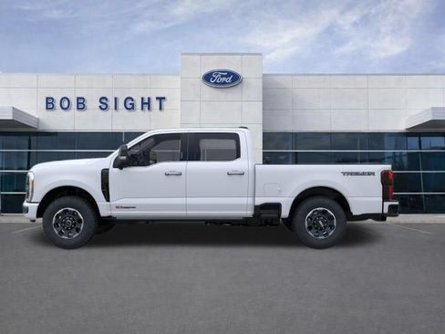 New 2026 Ford F250 Platinum w/ Tremor Off-Road Package AWD/4WD image 4