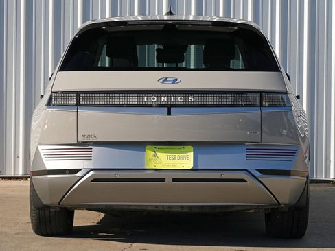 Used 2023 Hyundai Ioniq 5 Limited image 10