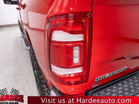 Used 2024 RAM 2500 Big Horn w/ Safety Group image 9