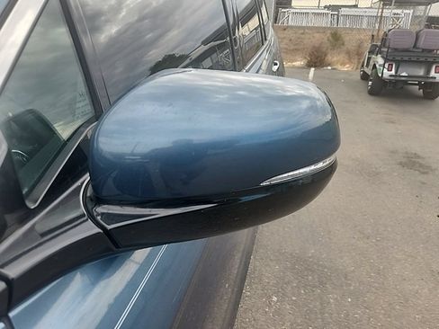 Used 2017 Honda Pilot Touring image 6