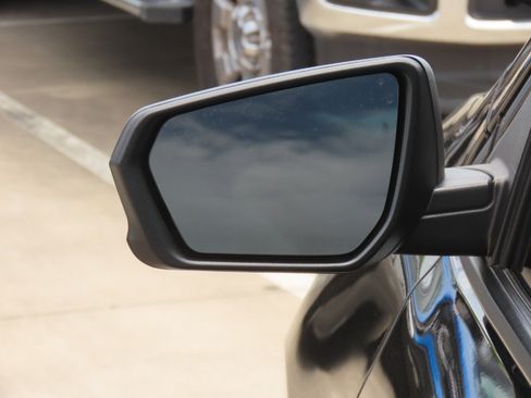 Used 2024 Chevrolet Equinox LS w/ LS Convenience Package FWD image 18