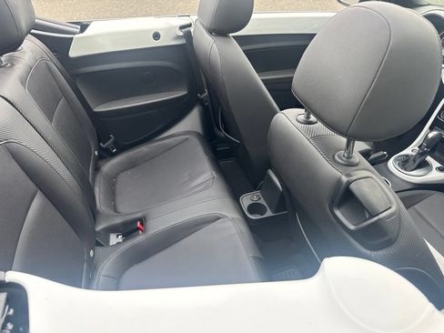 Used 2019 Volkswagen Beetle 2.0T FWD image 10