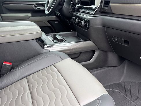 New 2026 Chevrolet Silverado 2500 ZR2 w/ LPO, Dark Essentials Package image 15