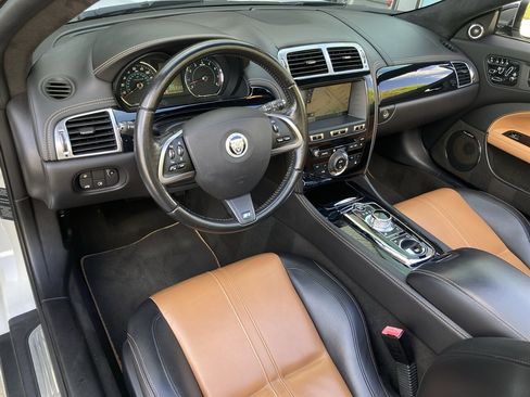 Used 2014 Jaguar XKR R image 18