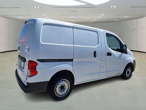 Used 2019 Nissan NV200 S image 5