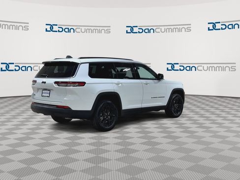 New 2026 Jeep Grand Cherokee L 4WD image 8