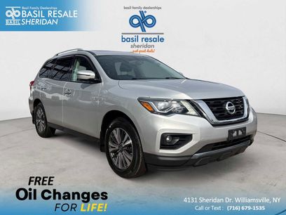 Used 2017 Nissan Pathfinder SL w/ SL Premium Package