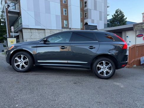 Used 2015 Volvo XC60 T6 Platinum AWD/4WD image 5