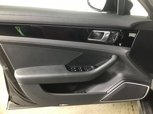 Certified 2023 Porsche Panamera 4 AWD/4WD image 29