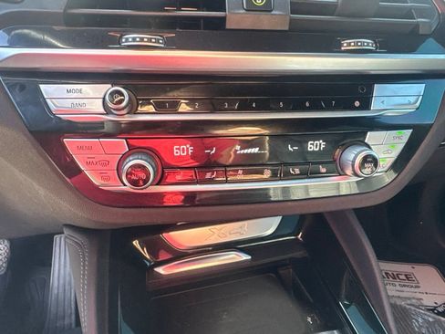 Used 2021 BMW X4 xDrive30i w/ Executive Package AWD/4WD image 19