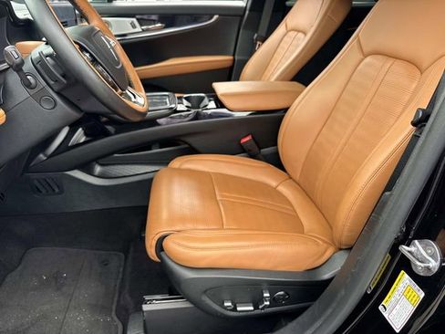 Certified 2023 Lincoln Nautilus Black Label w/ Class II Trailer Tow Package AWD/4WD image 19