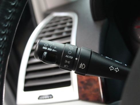 Used 2007 Cadillac SRX w/ Theater Package image 29