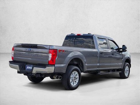 Used 2022 Ford F250 XL w/ STX Appearance Package image 5