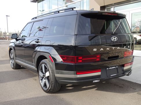 Used 2024 Hyundai Santa Fe Limited image 3