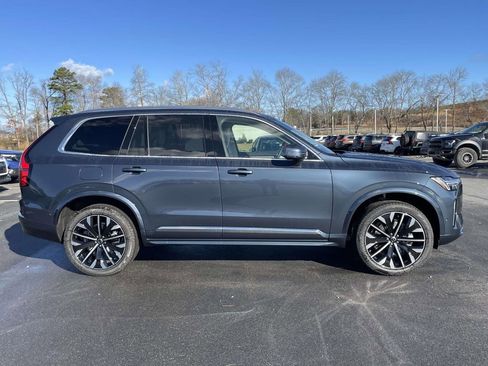 New 2026 Volvo XC90 B5 Ultra image 29