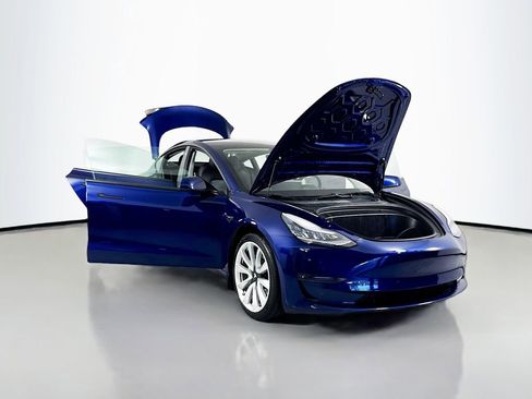 Used 2018 Tesla Model 3 Long Range image 29