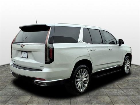 Certified 2023 Cadillac Escalade Premium Luxury image 7