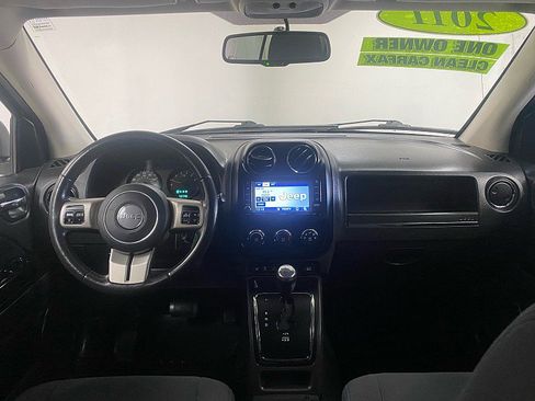 Used 2011 Jeep Compass Latitude image 23