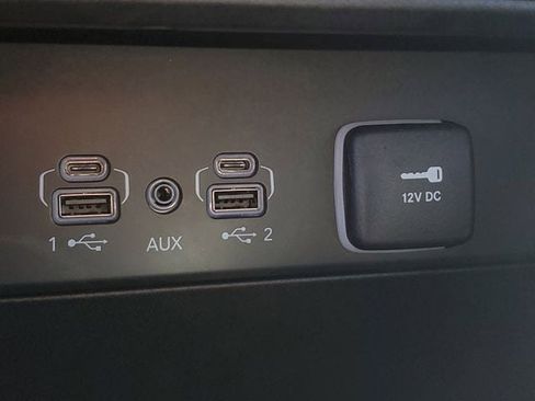 Certified 2025 Jeep Grand Cherokee L Laredo w/ Trailer Tow Package image 34