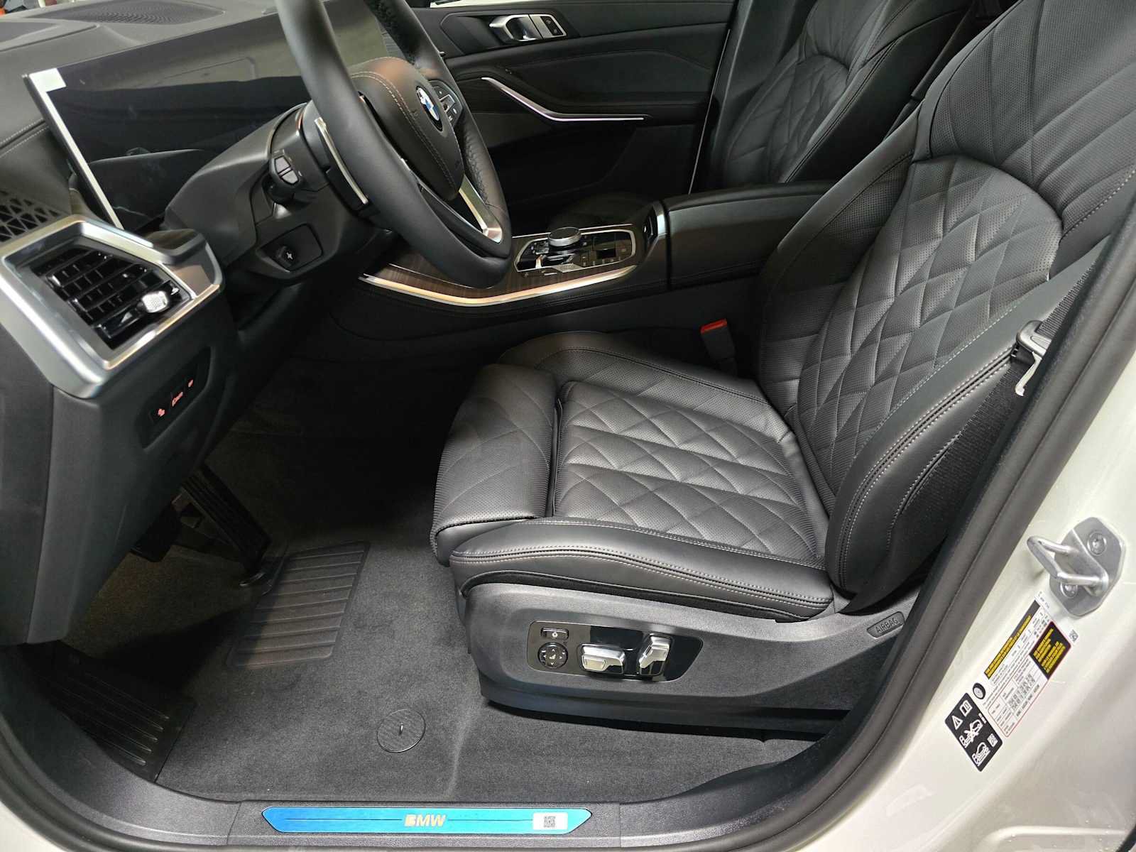 Used 2026 BMW X5 xDrive40i AWD/4WD image 56