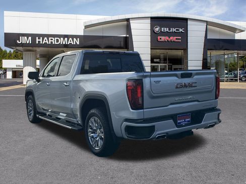 Certified 2022 GMC Sierra 1500 Denali image 5