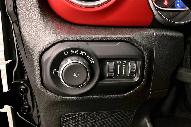 Used 2021 Jeep Wrangler Rubicon w/ Uconnect 4C Nav & Sound Group AWD/4WD image 34