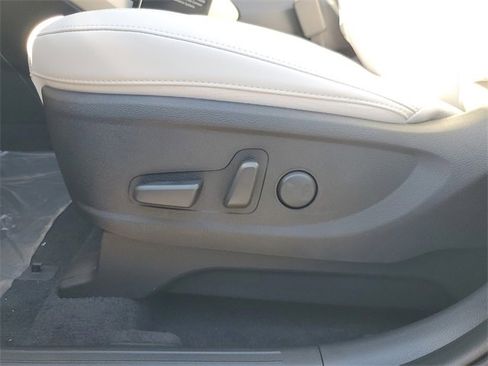 New 2025 Kia Telluride S image 16