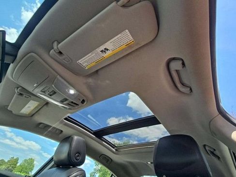 Used 2016 Buick LaCrosse Leather FWD image 4