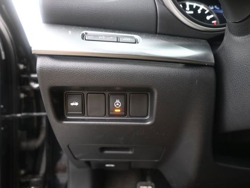 Used 2023 Nissan Maxima SL image 32