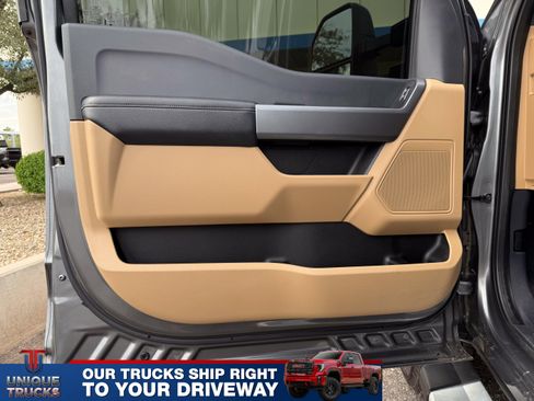 Used 2025 Ford F350 XLT image 17