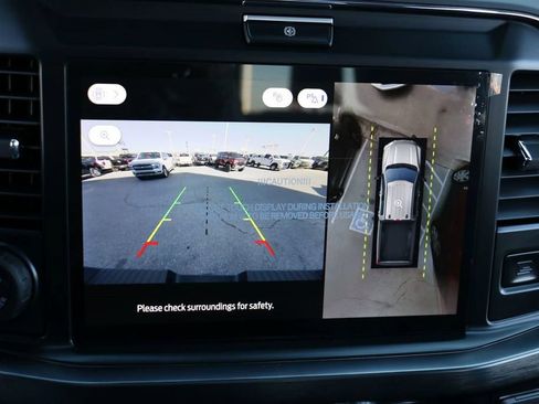 New 2026 Ford F250 Lariat w/ Black Appearance Package AWD/4WD image 18