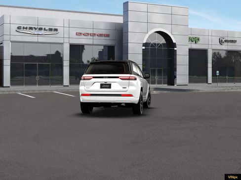 New 2026 Jeep Grand Cherokee Summit AWD/4WD image 14
