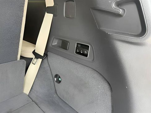 Used 2020 Mercedes-Benz GLS 450 4MATIC image 19