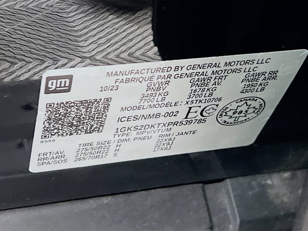 Certified 2023 GMC Yukon Denali w/ Denali Reserve Package AWD/4WD image 30