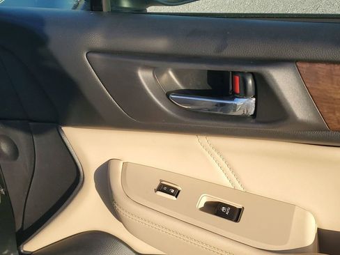 Used 2018 Subaru Outback 2.5i Limited image 50