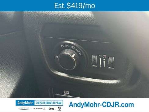 Used 2023 Jeep Grand Cherokee L Laredo w/ Luxury Tech Group I AWD/4WD image 18
