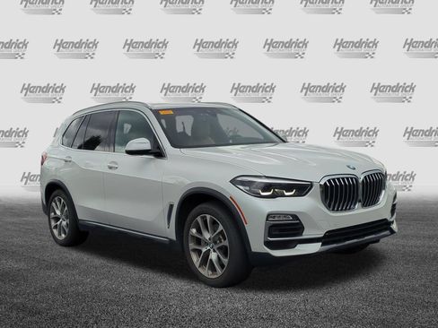 Used 2020 BMW X5 xDrive40i w/ Convenience Package AWD/4WD image 2