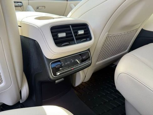 Certified 2026 Mercedes-Benz GLS 450 4MATIC image 17