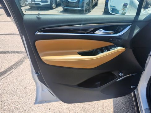 Used 2018 Buick Enclave Premium FWD image 14
