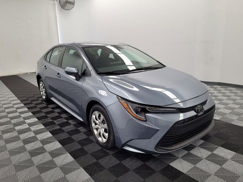 Used 2024 Toyota Corolla LE FWD image 13