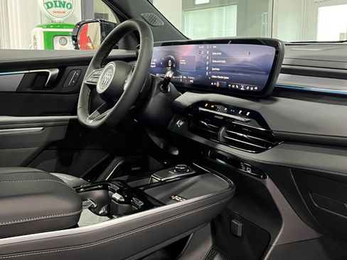 New 2026 Buick Enclave Sport Touring w/ LPO, Floor Liner Package image 8