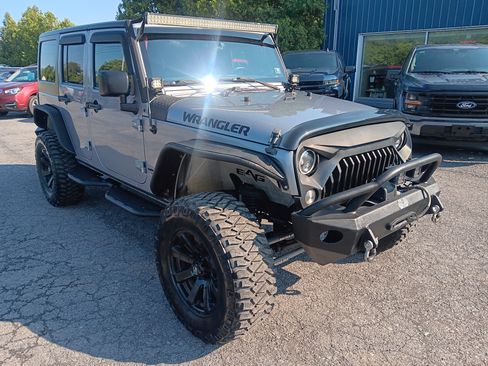 Used 2016 Jeep Wrangler Unlimited Sport w/ Quick Order Package 24S AWD/4WD image 7