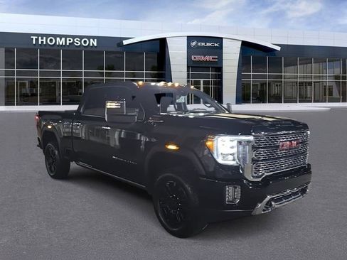 Used 2021 GMC Sierra 2500 Denali w/ Denali Black Diamond Edition image 1