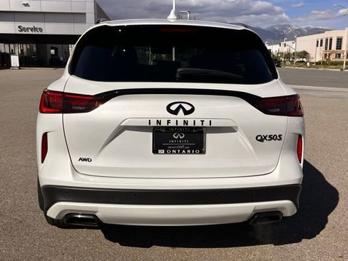 Certified 2025 INFINITI QX50 Sport image 8
