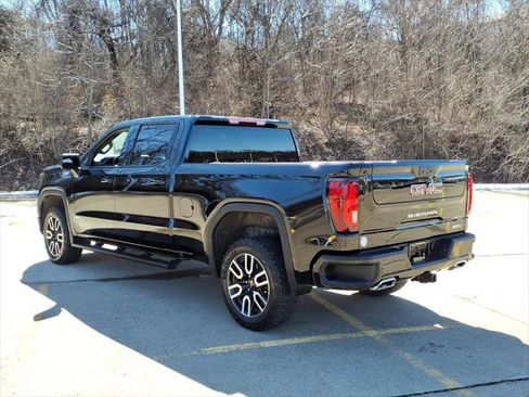 Used 2023 GMC Sierra 1500 AT4 AWD/4WD image 5