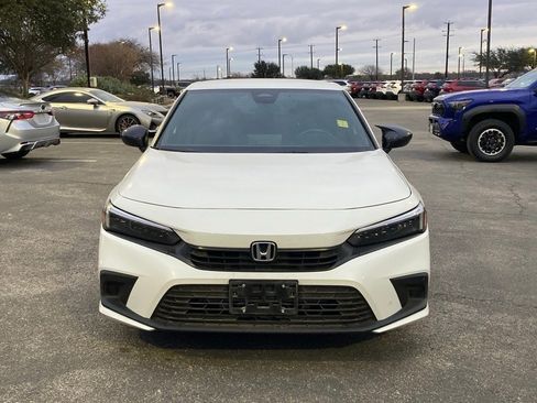 Used 2024 Honda Civic Sport image 2