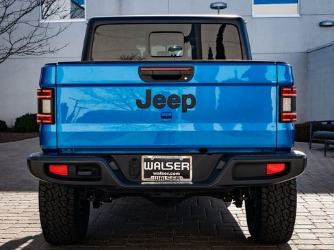 Used 2020 Jeep Gladiator Sport w/ Quick Order Package 24S image 7