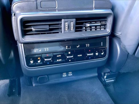 Used 2024 Lexus LX 600 4WD w/ Appearance Package image 36